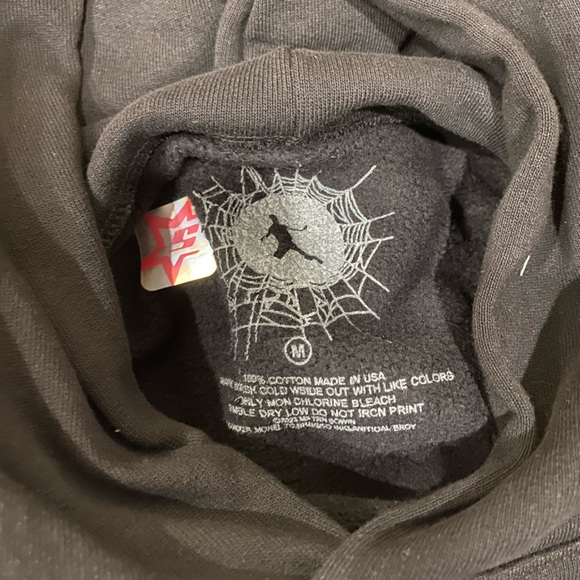 Sp5der x Hero’s and Villains hoodie - Picture 3 of 4